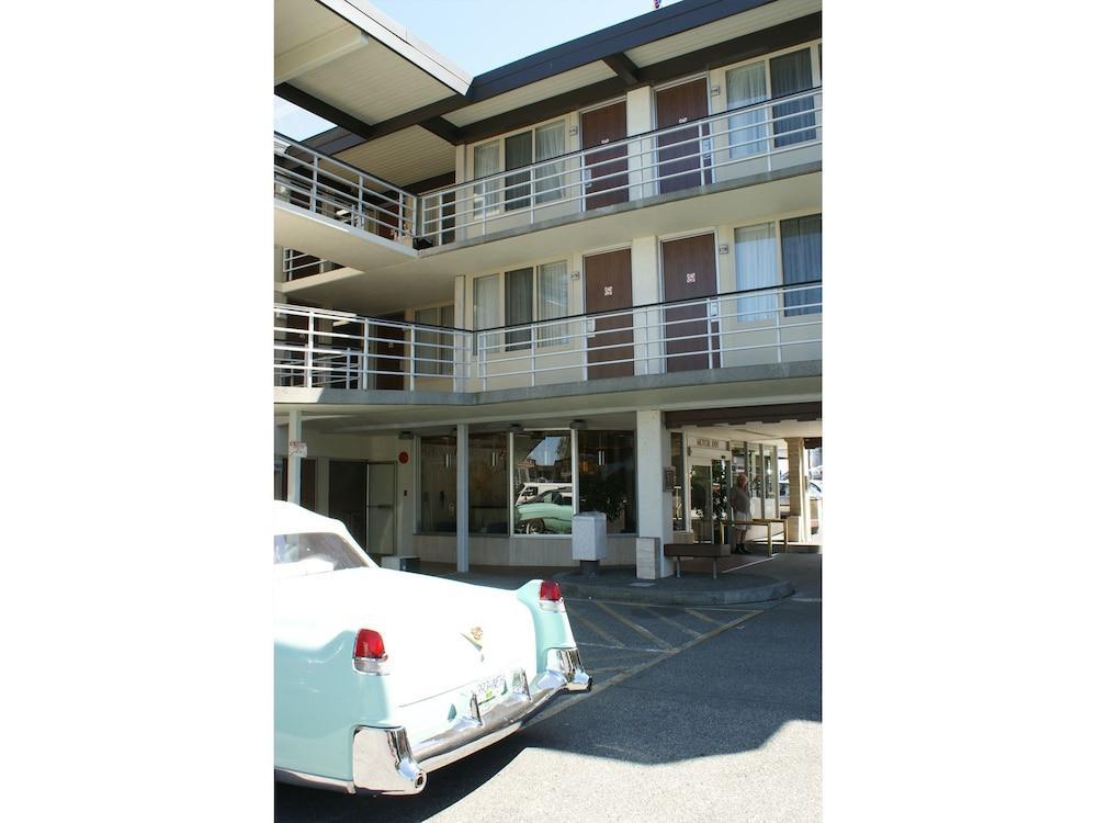 Paul'S Motor Inn Victoria Exterior photo